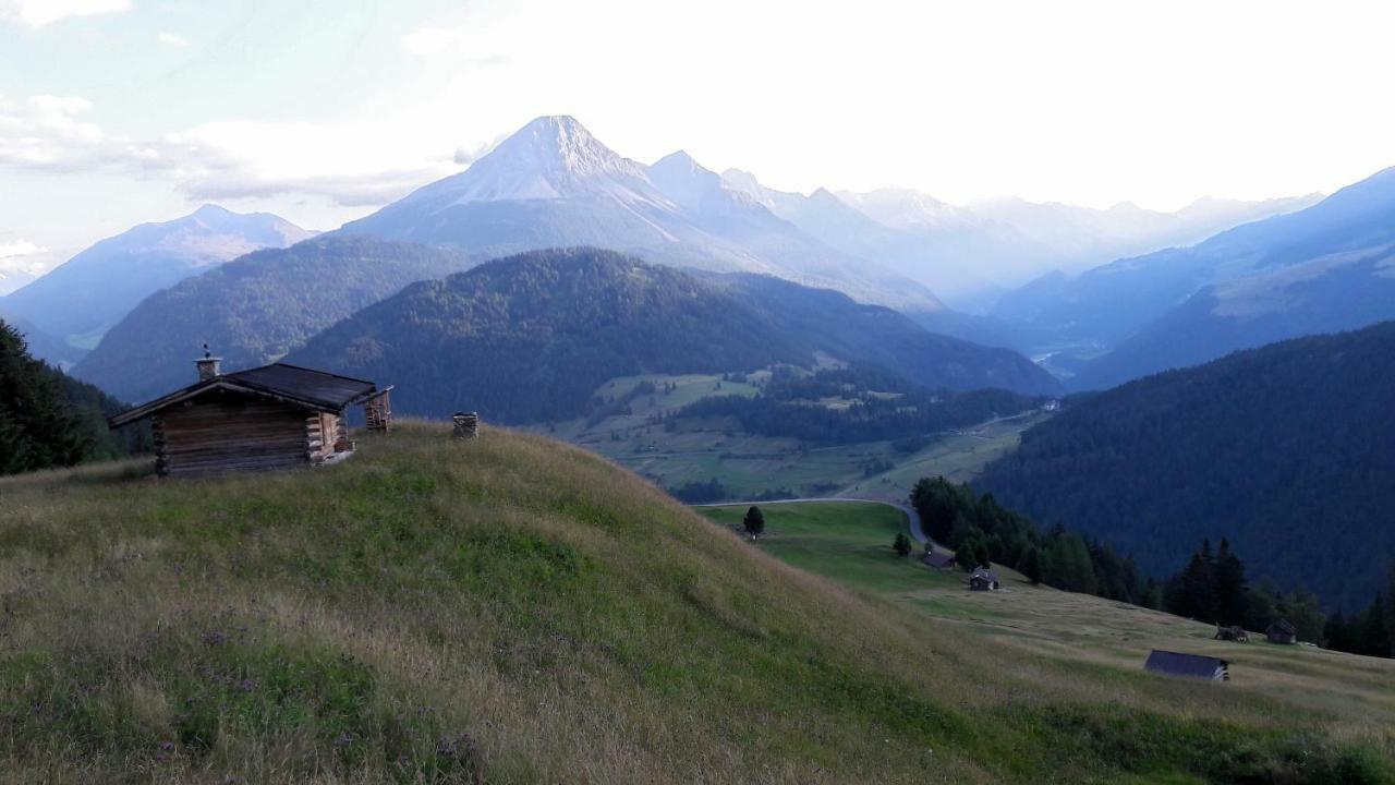 Apart Bergzeit Nauders Exteriör bild